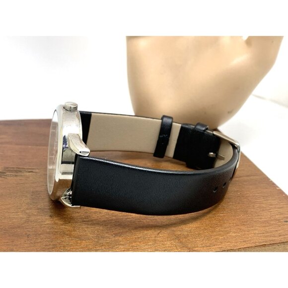 Timex Men's Watch TW2V40000 Quartz White Dial Day Date Leather Band 38mm - Picture 9 of 14